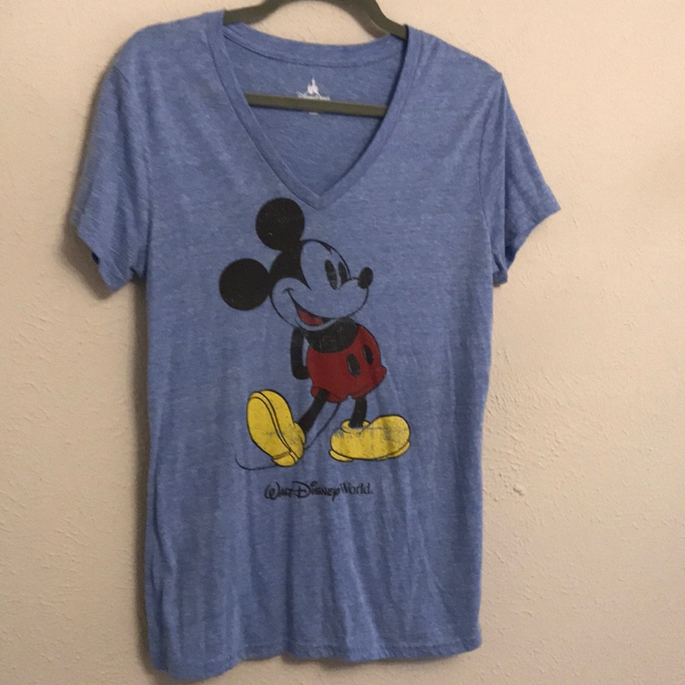 Disney tee never worn